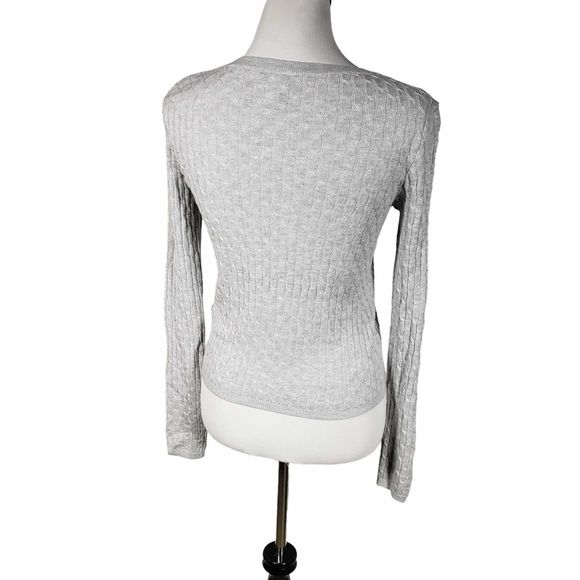 Divided by H&M Jumper Soft Cable Knit Gray Sweater w/ Lemon Applique size SMALL - Picture 5 of 8